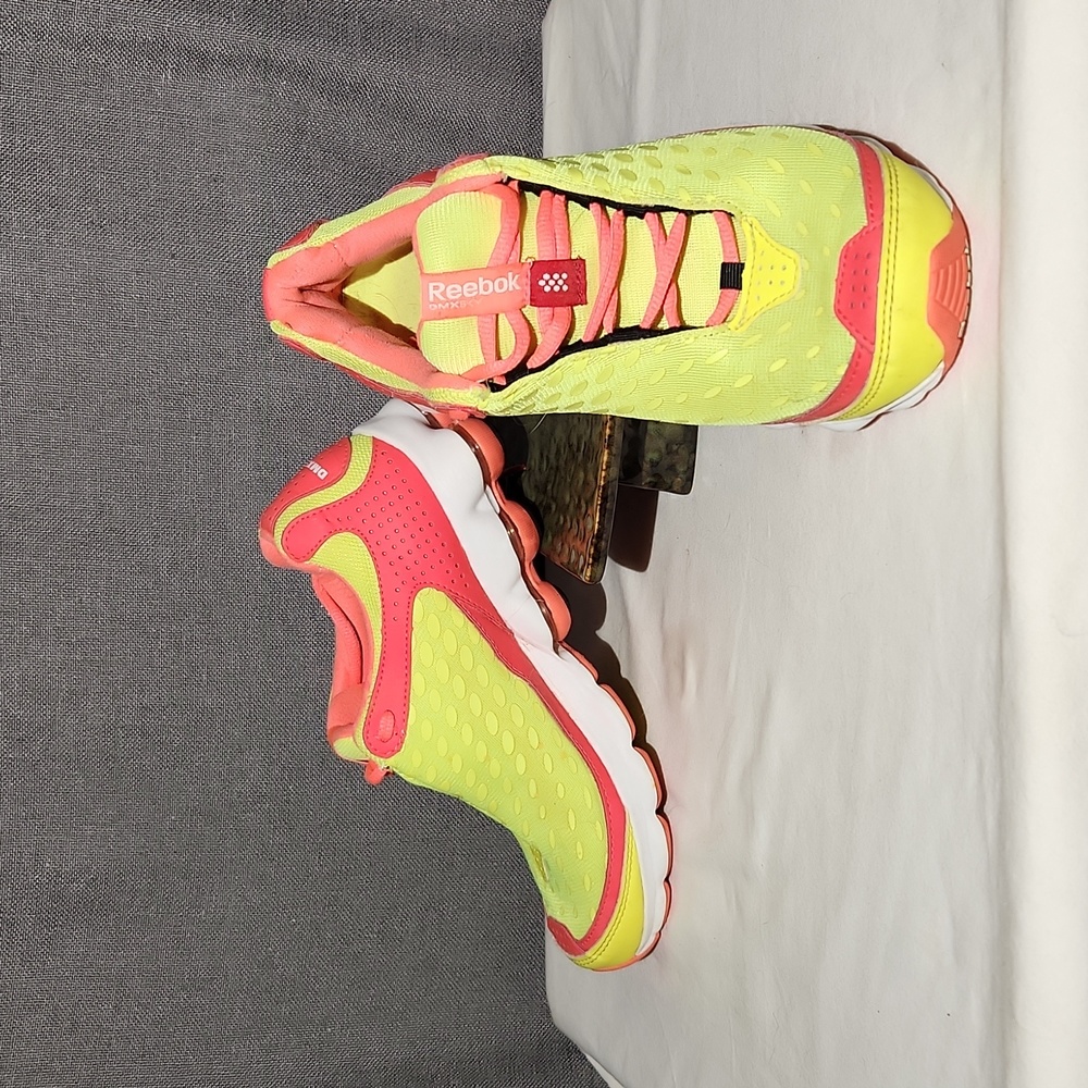 Reebok DMX Sky ladies running shoes size 7